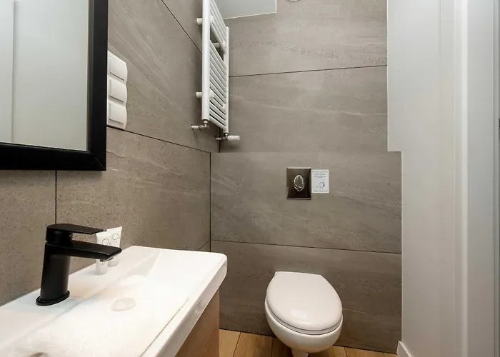 Funkcjonalny Akceptujacy Zwierzeta We Wroclawiu By Renters Apartamento Breslavia